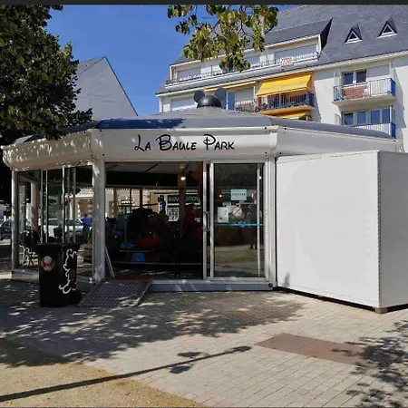 Cosy De Gaule Apartman *